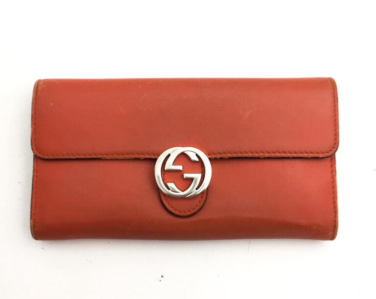 Gucci Red Leather Wallet - Luxury by
